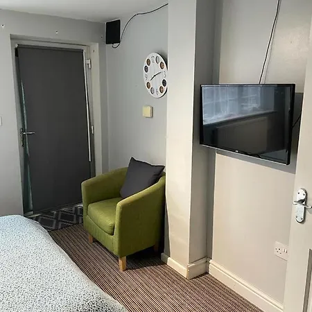 1bedroom In Family With Tiny Wet And Own Entrance Alloggio in famiglia